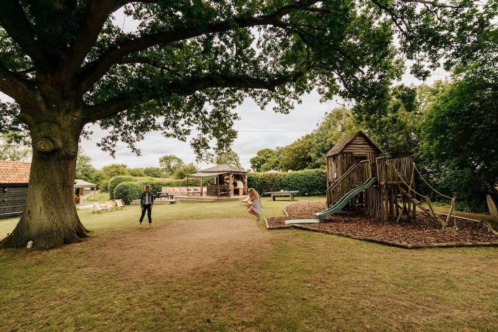 Beautiful Cottage In Bredfield Near To Woodbridge On The Suffolk Coast エクステリア 写真