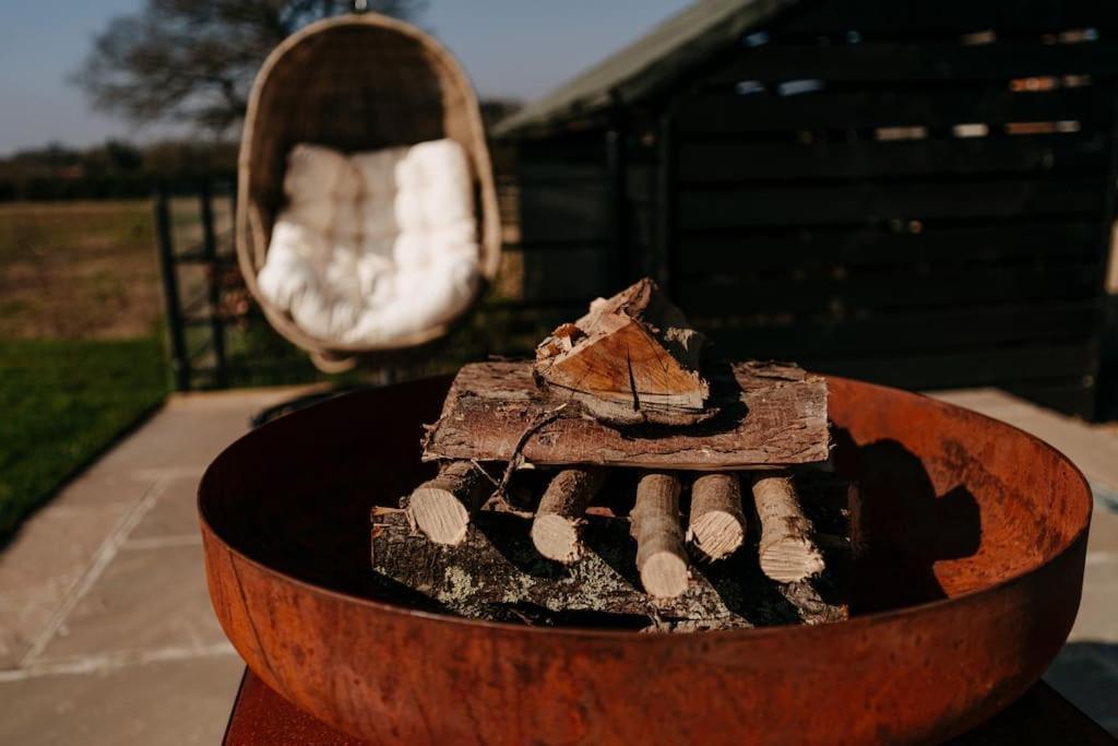 Beautiful Cottage In Bredfield Near To Woodbridge On The Suffolk Coast エクステリア 写真