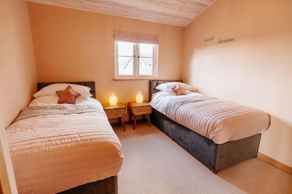 Beautiful Cottage In Bredfield Near To Woodbridge On The Suffolk Coast エクステリア 写真